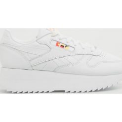 Reebok Classic - Buty Cl Lthr Double x Gigi Hadid. Białe buty sportowe damskie Reebok Classic, bez wzorów, ze skóry, sportowe, reebok classic. Za 499,90 zł.