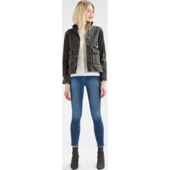 Bomberki damskie: khujo BAJA Kurtka wiosenna washed grey