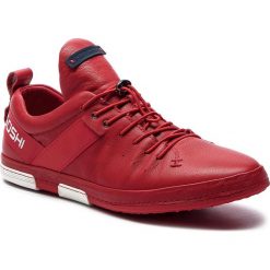 Sneakersy TOGOSHI - TG-01-01-000003 108. Czerwone sneakersy męskie marki Togoshi, na co dzień, bez wzorów, ze skóry, bez zapięcia. W wyprzedaży za 329,00 zł.