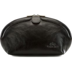 Kosmetyczka 21-3-381-1. Czarne kosmetyczki damskie Wittchen, bez wzorów, eleganckie. Za 559,00 zł.