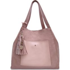 L'Atelier du Sac torebka Isabel 9171 różowa z pashmina. Różowe torebki klasyczne damskie L'Atelier du Sac, bez wzorów, bez dodatków. Za 429,00 zł.