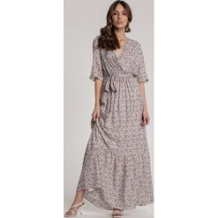 Biało-Czerwona Sukienka Avata. Białe sukienki damskie Renee, s, w kwiaty, z tkaniny, bez kołnierzyka, z krótkim rękawem, krótkie, mini, kopertowe. Za 99,99 zł.