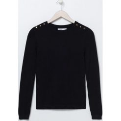 Sweter z ozdobnymi napami -. Swetry damskie Sinsay, s, bez wzorów, bez rękawów, bez kaptura. Za 39,99 zł.