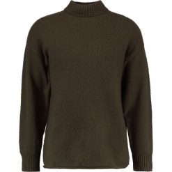 Swetry klasyczne męskie: Weekday ROCK LIMITED EDITION Sweter dark green