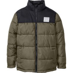 Kurtka zimowa bonprix ciemnooliwkowy. Zielone kurtki męskie bonprix, na zimę, m, bez wzorów, bez kaptura. Za 239,99 zł.