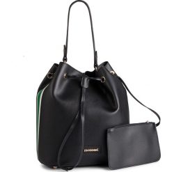 Torebka MONNARI - BAG0870-020 Black/White/Green. Czarne torebki klasyczne damskie marki Monnari, bez wzorów, ze skóry ekologicznej, bez dodatków. W wyprzedaży za 189,00 zł.