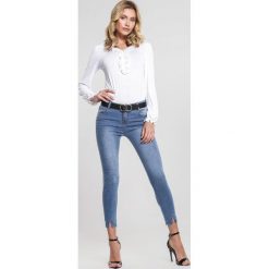 Niebieskie Jeansy Describes. Jeansy damskie other. Za 59,99 zł.