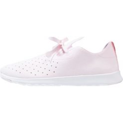 Native MOC Tenisówki i Trampki milk pink/shell white. Różowe trampki i tenisówki damskie marki Native, z tworzywa sztucznego. W wyprzedaży za 237,30 zł.