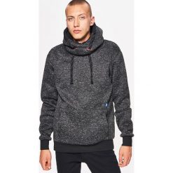 Sweter o kroju bluzy - Czarny. Czarne swetry klasyczne męskie Cropp, l. Za 119,99 zł.