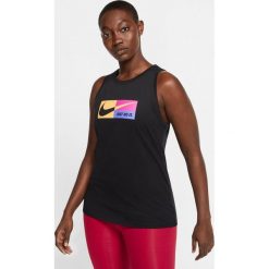 Nike Dri-FIT Icon Clash Podkoszulek Czarny. Czarne podkoszulki damskie Nike, m, z nadrukiem, z bawełny, bez kołnierzyka. Za 111,95 zł.