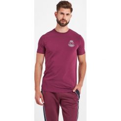 T-SHIRT Armani Exchange. T-shirty męskie Armani Exchange, m, bez wzorów, eleganckie, bez kołnierzyka. Za 239,00 zł.