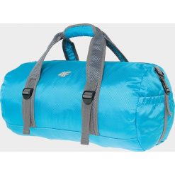 Torba sportowa. Torebki damskie sportowe w paski, z poliesteru, sportowe, na ramię, bez dodatków. Za 59,99 zł.