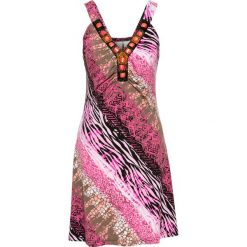 Sukienka letnia bonprix fuksja wzorzysty. Różowe sukienki damskie bonprix, na lato, z aplikacjami, eleganckie, bez kołnierzyka, bez rękawów. Za 109,99 zł.