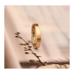 Męska obrączka w stylu boho. Obrączki męskie ZOLLINE, metalowe. Za 3379,00 zł.