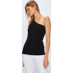 Answear - Top City Jungle. Czarne bluzki damskie ANSWEAR, s, bez wzorów, z elastanu, z asymetrycznym kołnierzem. W wyprzedaży za 39,90 zł.