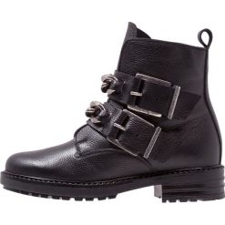 Even&Odd Botki kowbojki i motocyklowe black. Czarne botki damskie skórzane marki Even&Odd. Za 459,00 zł.