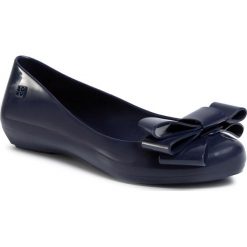 Baleriny ZAXY - Pop Glamur Fem 82888 Navy 01682 FF285059. Niebieskie baleriny damskie Zaxy, bez wzorów, z tworzywa sztucznego, klasyczne, bez obcasa. Za 159,00 zł.