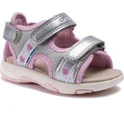 Sandały GEOX - B920DB 014BN C0566 M Silver/Pink. Szare sandały dziewczęce Geox, ze skóry ekologicznej, bez zapięcia. W wyprzedaży za 169,00 zł.