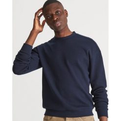 Bluza z niską stójką - Granatowy. Niebieskie bluzy męskie Reserved, s, bez wzorów, ze stójką, bez rękawów, bez kaptura. Za 79,99 zł.