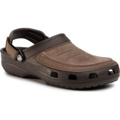 Klapki CROCS - Yukon Vista Clog M 205177 Espresso/Espresso. Pomarańczowe klapki męskie Crocs, ze skóry, bez zapięcia. Za 219,00 zł.