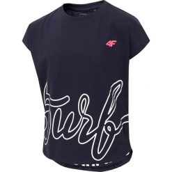 T-shirt dziewczęcy JTSD220 (122-164) - granat. Bluzki dziewczęce 4F JUNIOR, bez wzorów, z elastanu, bez kołnierzyka, bez rękawów, bez kaptura. W wyprzedaży za 29,99 zł.