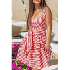 Sukienka ZERMOLA PINK. Różowe sukienki damskie IVET, na co dzień, na lato, bez wzorów, prążkowane, bez kołnierzyka, z krótkim rękawem, krótkie, mini. W wyprzedaży za 79,00 zł.