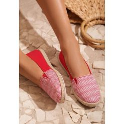 Czerwone Espadryle Loving Tonight. Czerwone espadryle damskie Renee, w paski. Za 59,99 zł.