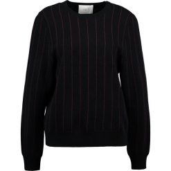 Swetry klasyczne damskie: JUST FEMALE ABILD Sweter deep grape