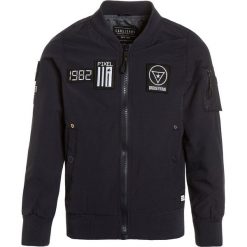Cars Jeans KIDS SMASH Kurtka Bomber navy. Niebieskie kurtki męskie bomber marki Cars Jeans, z jeansu. Za 209,00 zł.
