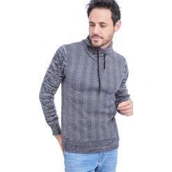 Sweter w kolorze niebieskim. Niebieskie swetry męskie William de Faye, m, bez wzorów, z kaszmiru, ze stójką, bez kaptura. W wyprzedaży za 159,95 zł.