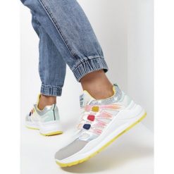 Biało-Żółte Sneakersy Fyrelnila. Białe sneakersy damskie Born2be. Za 89,99 zł.