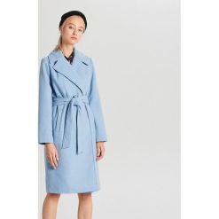 Klasyczny płaszcz z wełną - Niebieski. Niebieskie płaszcze damskie Cropp, xl, bez wzorów, z wełny, klasyczne. Za 229,99 zł.