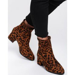 Panterkowe Botki Talia. Botki damskie Inny, bez obcasa, na obcasie, bez zapięcia. Za 109,99 zł.