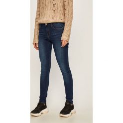 Tally Weijl - Jeansy Blair. Niebieskie jeansy damskie TALLY WEIJL. W wyprzedaży za 89,90 zł.