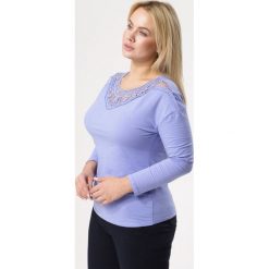 Fioletowa Bluzka Wanna Say. Fioletowe bluzki damskie Born2be, xl, bez wzorów, z dzianiny, klasyczne, z okrągłym kołnierzem, z długim rękawem. Za 29,99 zł.