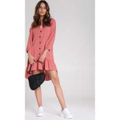 Różowa Sukienka Cummings. Różowe sukienki damskie Renee, s, eleganckie, z asymetrycznym kołnierzem, mini, asymetryczne. Za 89,99 zł.