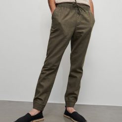 Spodnie jogger z lnu i bawełny - Khaki. Brązowe spodnie męskie Reserved, m, bez wzorów, z bawełny. Za 129,99 zł.