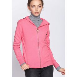 Różowa Bluza It's Your Choice. Różowe bluzy damskie marki Born2be, s, bez wzorów, z dzianiny, bez rękawów, z kapturem. Za 94,99 zł.