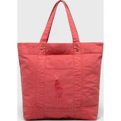 Lauren Ralph Lauren - Torebka. Czerwone torebki klasyczne damskie Lauren Ralph Lauren, bez wzorów, z bawełny, casualowe, na ramię, duże, bez dodatków. W wyprzedaży za 479,90 zł.