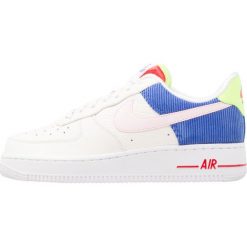 Nike Sportswear AIR FORCE 1 Sneakersy niskie sail/arctic pink/racer blue. Różowe trampki i tenisówki damskie Nike Sportswear, bez wzorów, ze skóry, bez zapięcia. Za 459,00 zł.