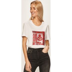 Iceberg - T-shirt. Białe bluzki damskie Iceberg, z aplikacjami, z bawełny, z okrągłym kołnierzem. W wyprzedaży za 399,90 zł.