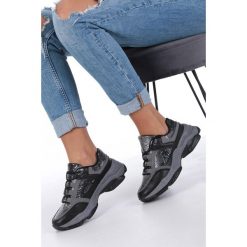 Czarne buty sportowe sneakersy sznurowane casu ds13002. Czarne buty dziewczęce sportowe Casu, bez wzorów, ze skóry ekologicznej, na sznurówki. Za 49,99 zł.