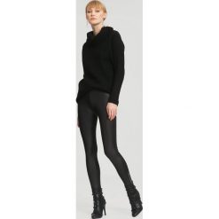 Czarne Legginsy Innovatory. Czarne legginsy damskie marki other, xl, bez wzorów. Za 19,99 zł.