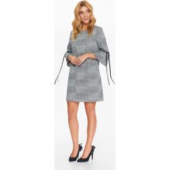 Szpilki damskie w szpic. Czarne szpilki Top Secret, na co dzień, bez wzorów, ze skóry ekologicznej, eleganckie, bez obcasa, na szpilce, bez zapięcia. W wyprzedaży za 39,99 zł.