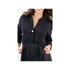 Sukienka ANA DRESS. Czarne sukienki damskie marki MeMola, na co dzień, s, bez wzorów, z dzianiny, biznesowe, ze stójką, z długim rękawem, długie, maxi, koszulowe. Za 260,91 zł.