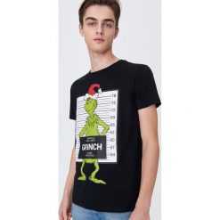 Koszulka świąteczny Grinch - Czarny. Czarne koszulki męskie Sinsay, s, bez wzorów, wizytowe, bez kołnierzyka, bez rękawów. Za 29,99 zł.