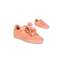 Buty Puma WN SUEDE HEART SATIN.DUSTY. Pomarańczowe trampki i tenisówki damskie marki Puma, bez wzorów, bez zapięcia. Za 319,20 zł.