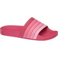 Klapki damskie Blue Fin różowe. Różowe klapki damskie Blue Fin, bez wzorów, z tworzywa sztucznego, bez obcasa. Za 39,90 zł.