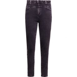 CLOSED PUSHER Jeans Skinny Fit black marvel. Czarne rurki damskie CLOSED. W wyprzedaży za 561,75 zł.