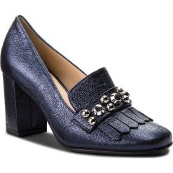 Półbuty HÖGL - 6-107011 Darkblue 3500. Niebieskie półbuty damskie HÖGL, z aplikacjami, ze skóry, eleganckie, bez obcasa, na obcasie, bez zapięcia. W wyprzedaży za 399,00 zł.